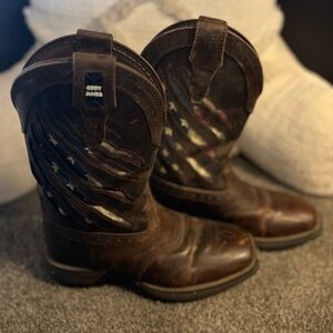 Cody James Brown American Flag Scratch Boots